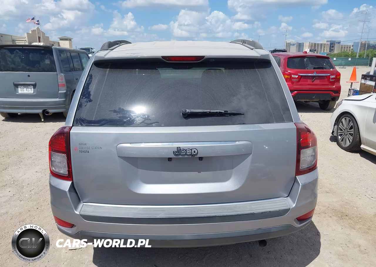 2015 Jeep Compass Sport VIN:1C4NJCBA7FD218822 - 15