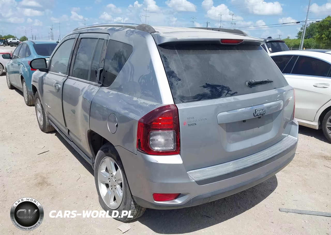 2015 Jeep Compass Sport VIN:1C4NJCBA7FD218822 - 3
