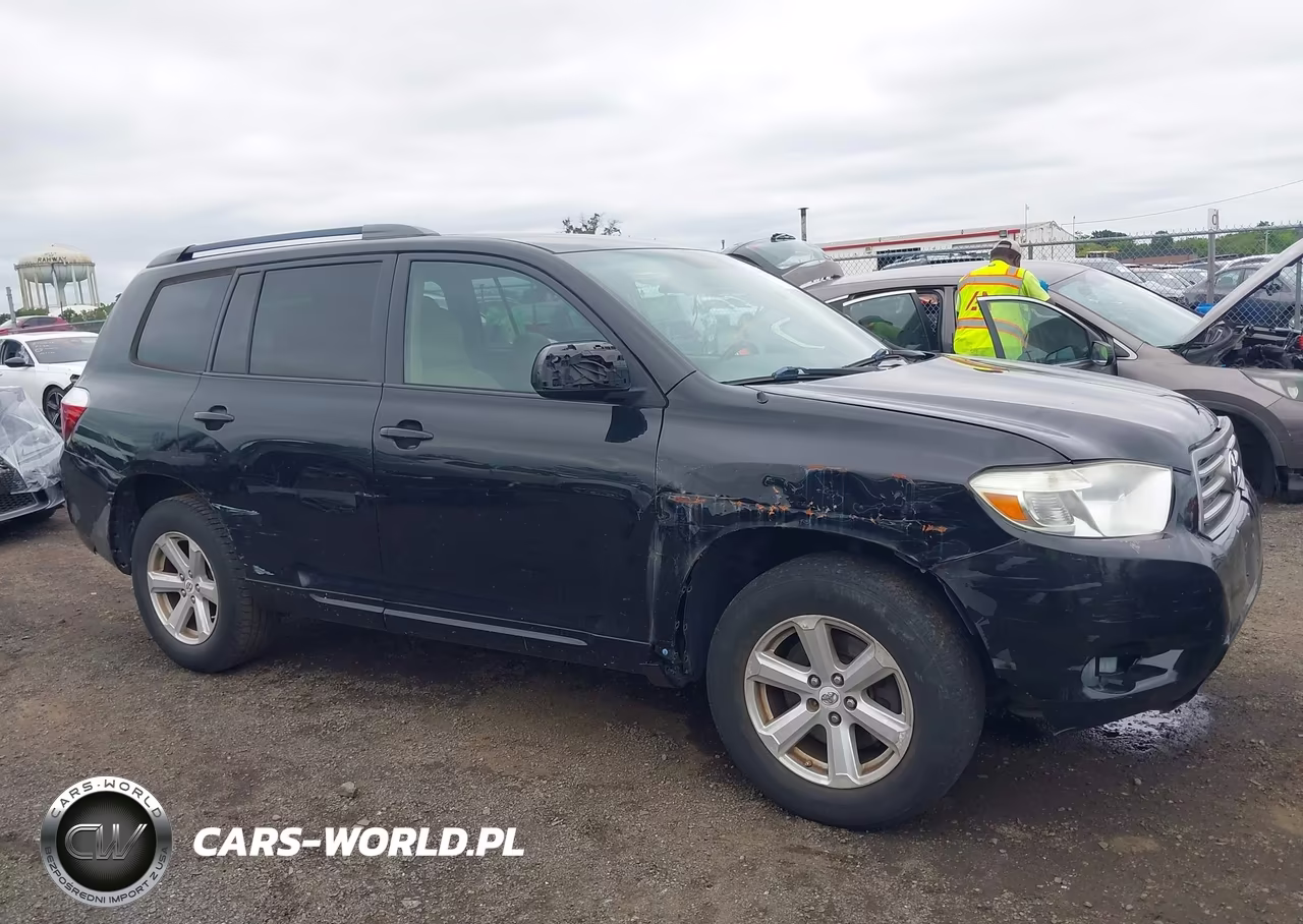 2010 Toyota Highlander Base V6 VIN:5TDBK3EH8AS007814 - 13