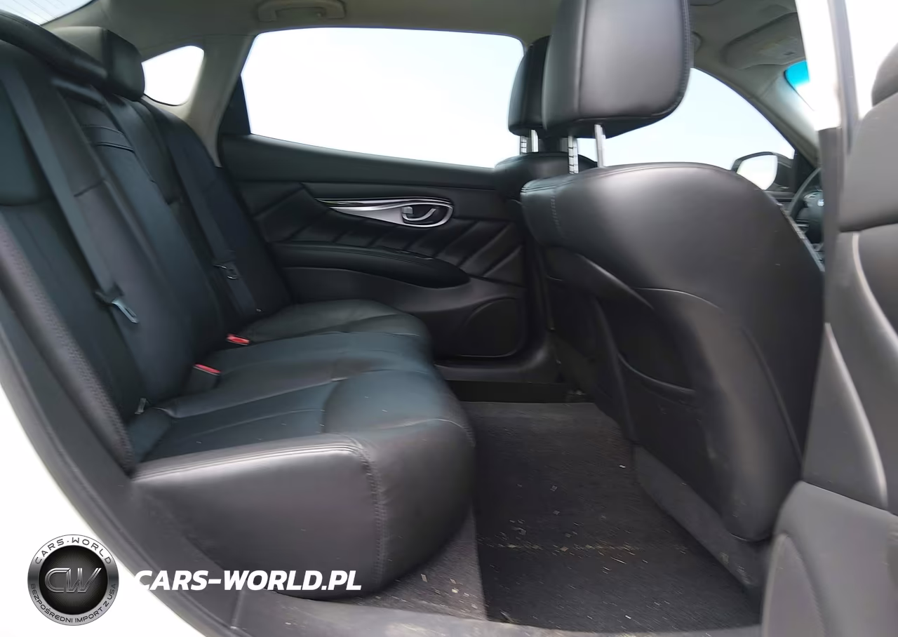2019 Infiniti Q70L 3.7X Luxe VIN:JN1BY1PR7KM725203 - 8