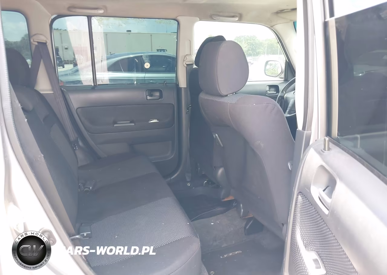2005 Scion Xb VIN:JTLKT334850171168 - 8
