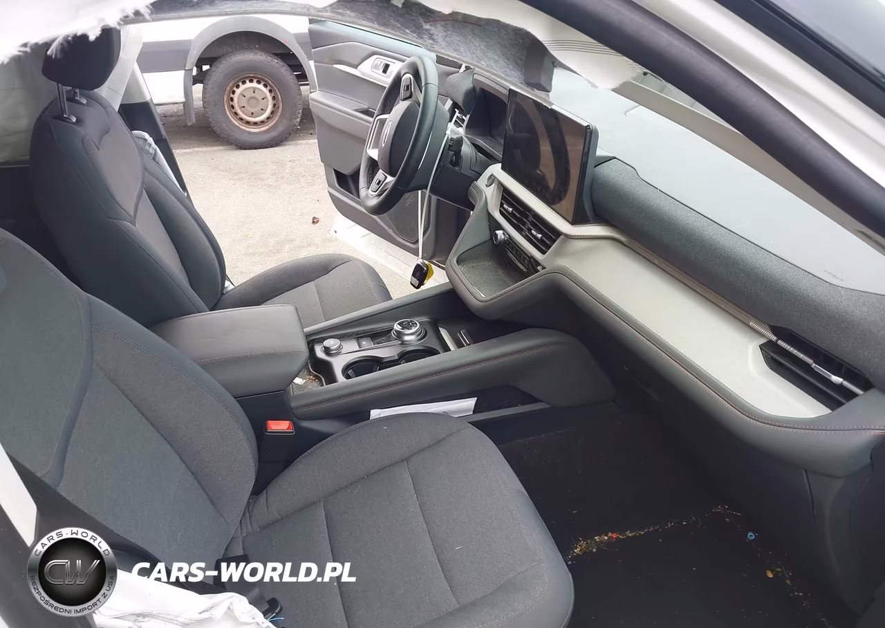 2025 Ford Explorer Active VIN:1FMUK8DH9SGB11386 - 5