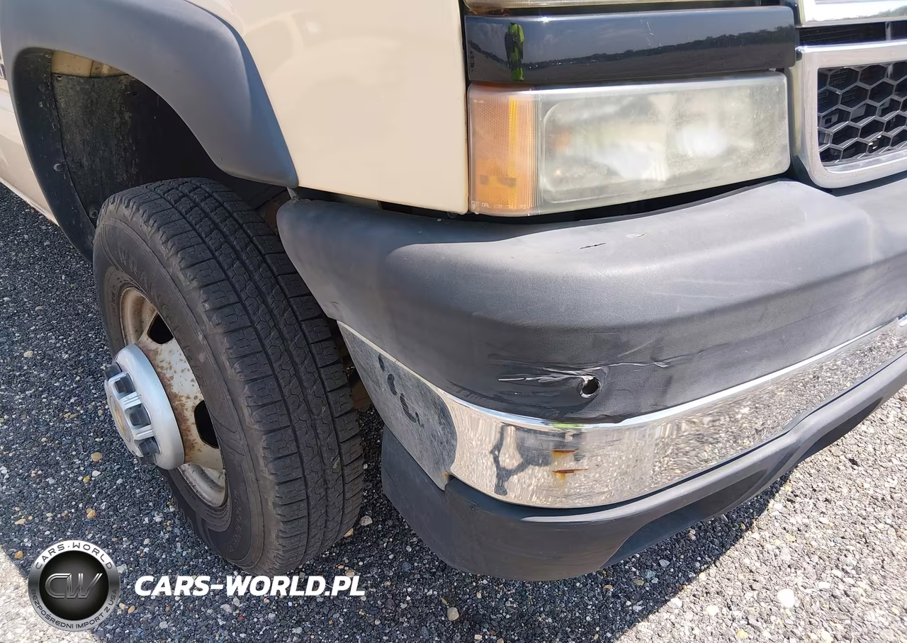 2006 Chevrolet Silverado 3500 Work Truck VIN:1GBJC33D76F257100 - 11