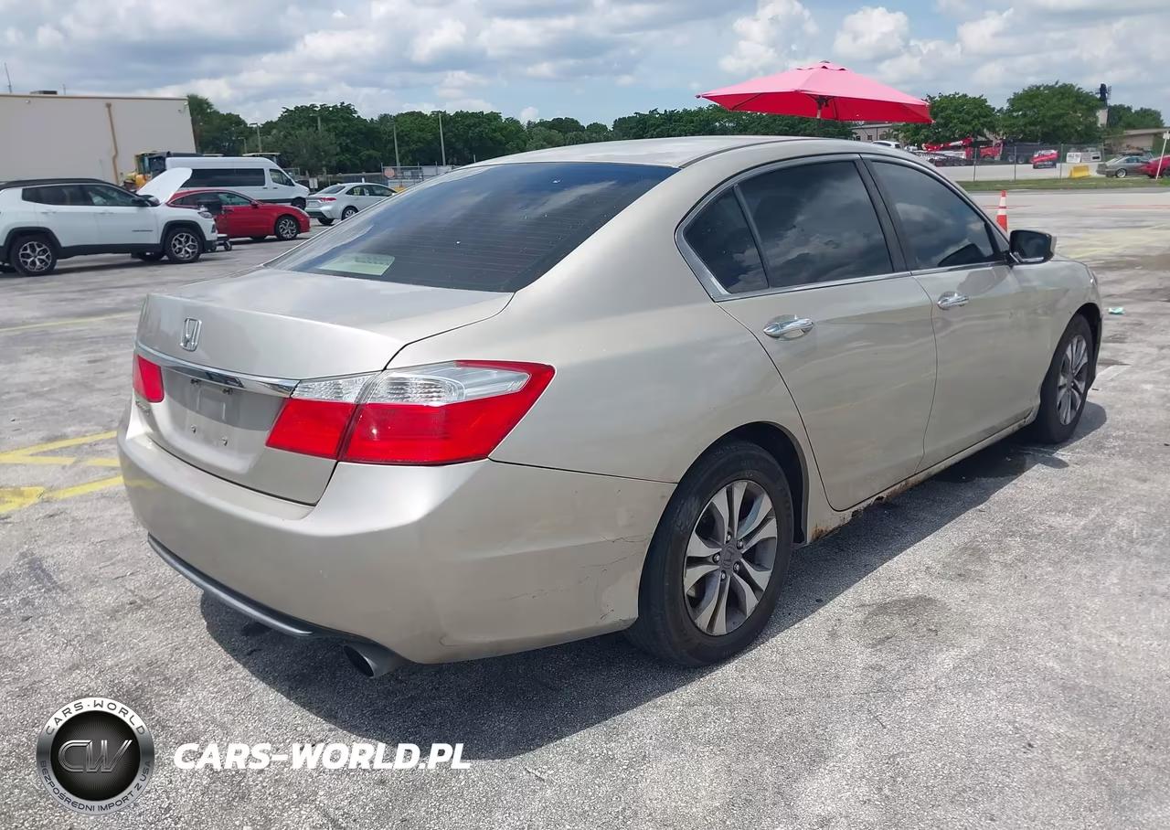 HONDA ACCORD VIN:1HGCR2F33EA263781 - 4