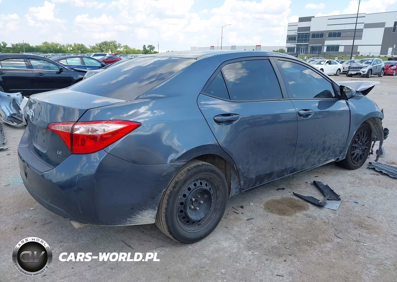 2017 Toyota Corolla Le VIN:5YFBURHE6HP724312 - 4