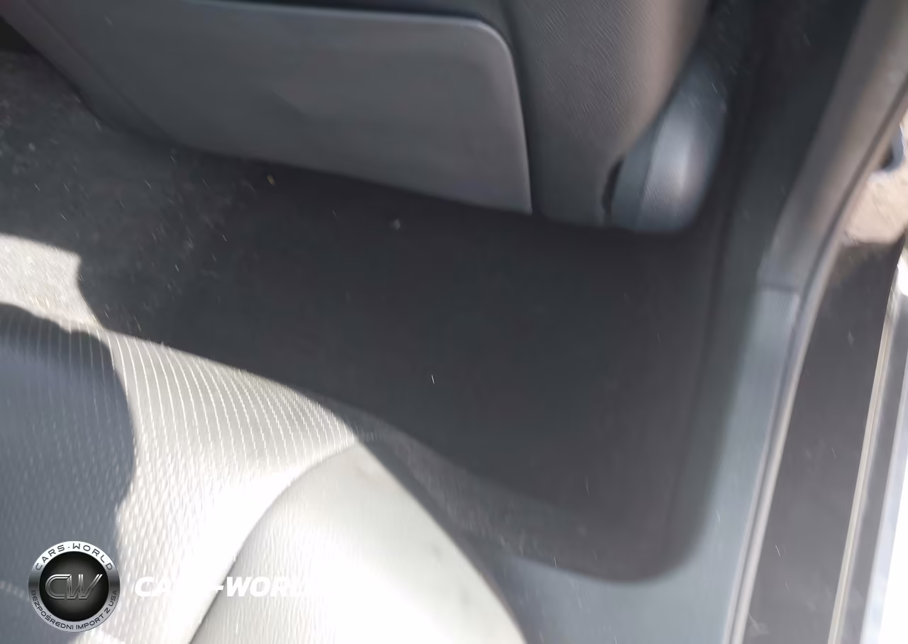 2020 Mercedes-Benz C 300 VIN:WDDWF8DB1LR562661 - 8