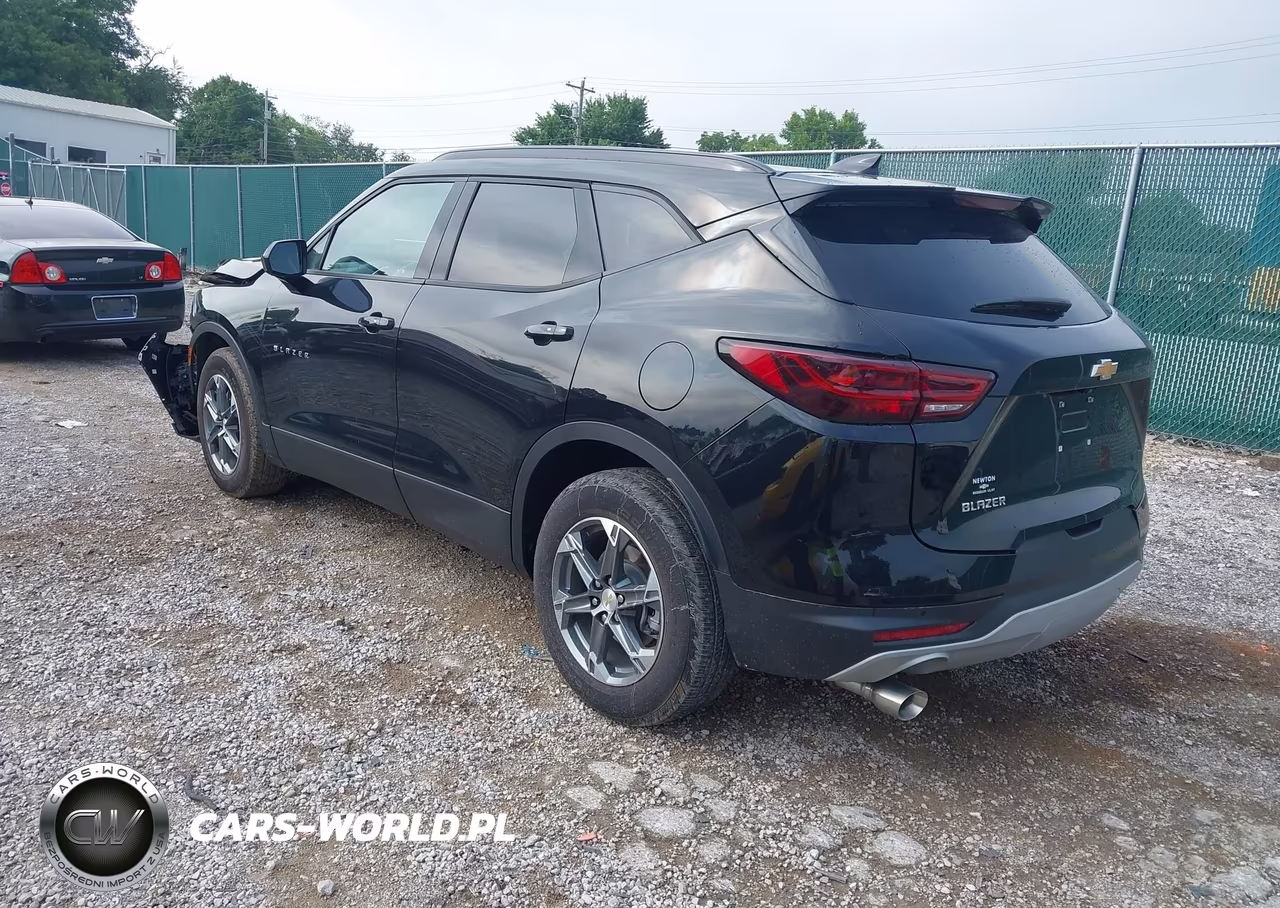 2025 Chevrolet Blazer Fwd 2Lt VIN:3GNKBCR4XSS140716 - 3