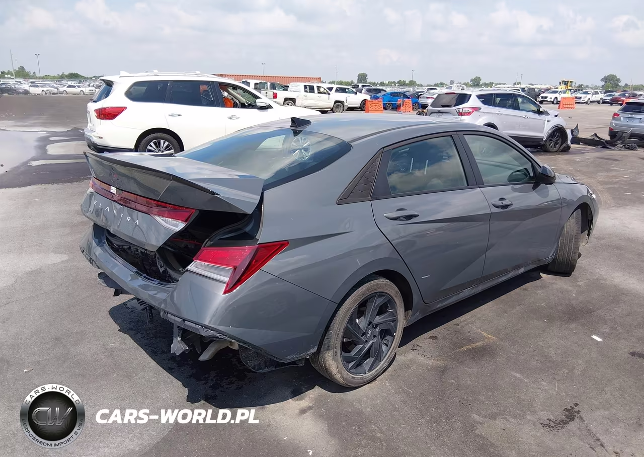 2026 Hyundai Elantra Sel Sport VIN:KMHLM4DG7TU179968 - 4