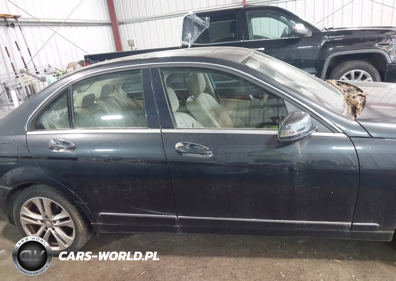 2013 Mercedes-Benz C 300 Luxury 4Matic VIN:WDDGF8ABXDR263289 - 13