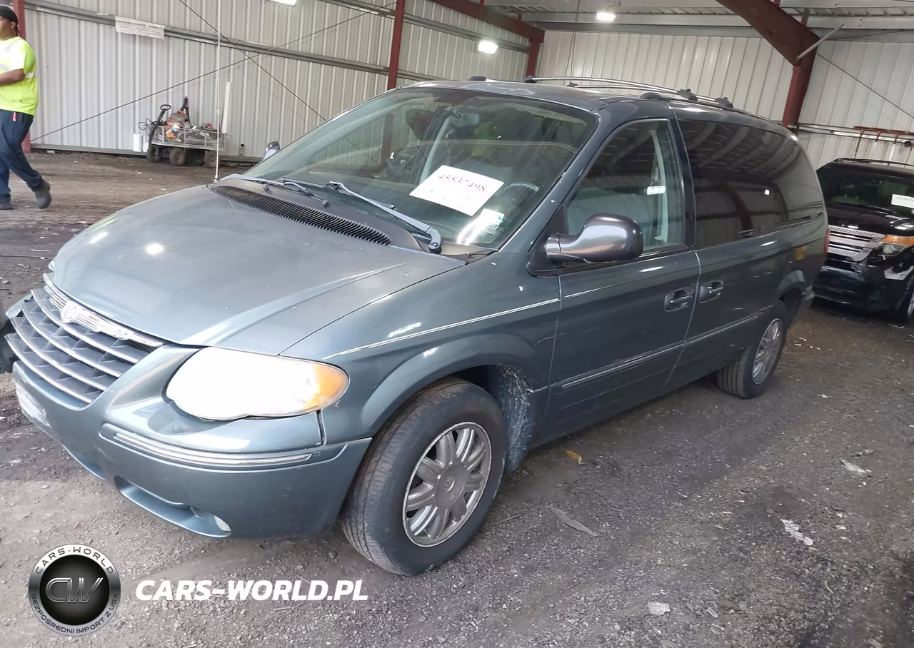 2005 Chrysler Town & Country Limited VIN:2C4GP64L15R233741 - 2
