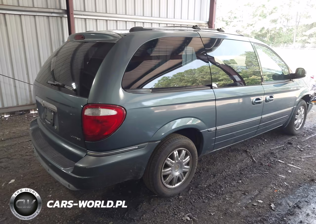 2005 Chrysler Town & Country Limited VIN:2C4GP64L15R233741 - 4