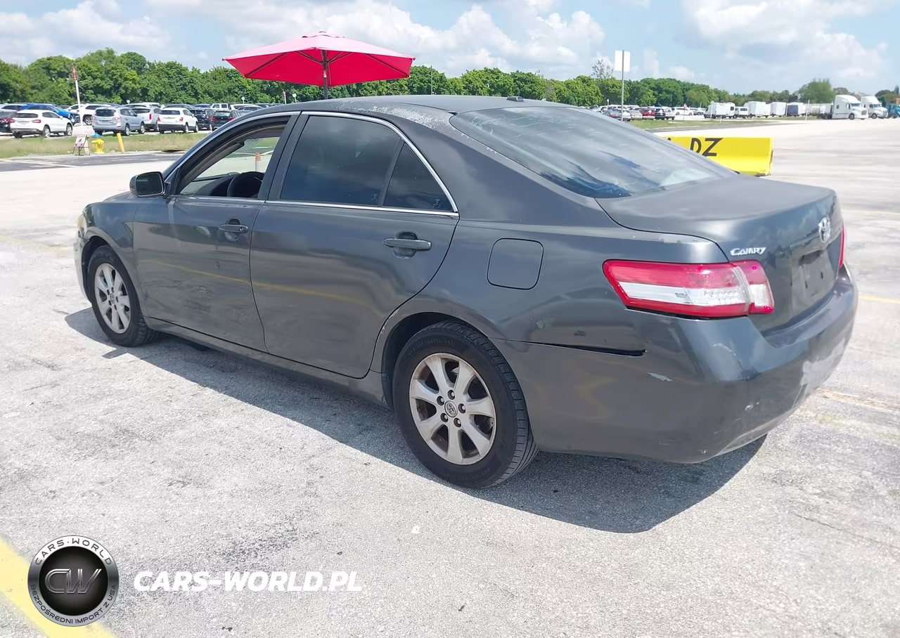 2011 Toyota Camry Le VIN:4T1BF3EK6BU175993 - 3