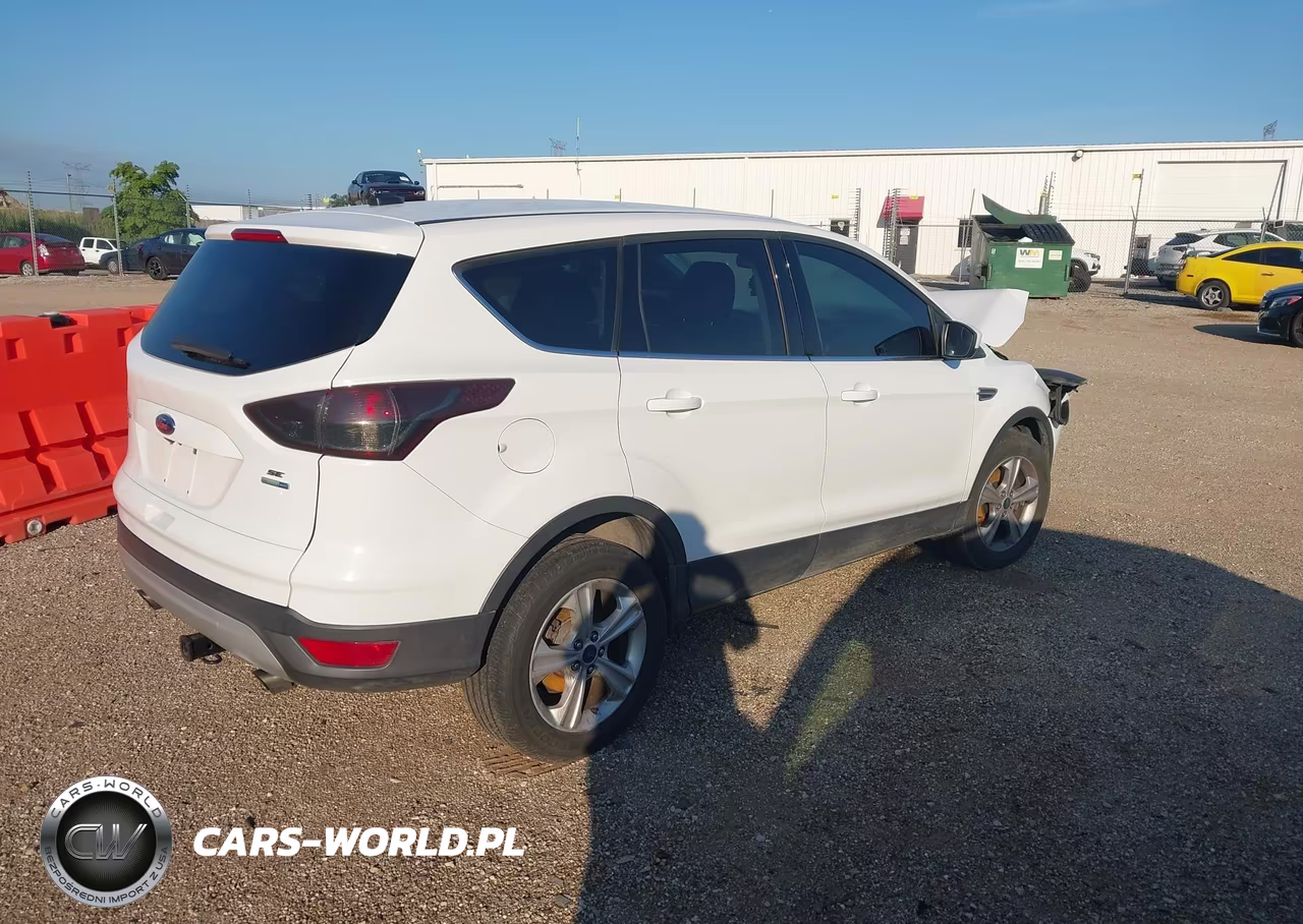 2015 Ford Escape Se VIN:1FMCU9GX1FUB97170 - 4