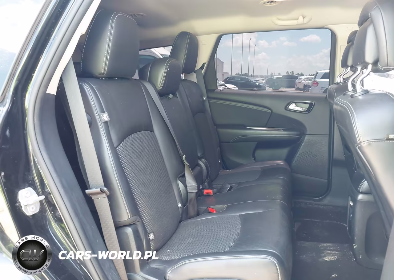 2017 Dodge Journey Crossroad Plus VIN:3C4PDCGB8HT577322 - 19