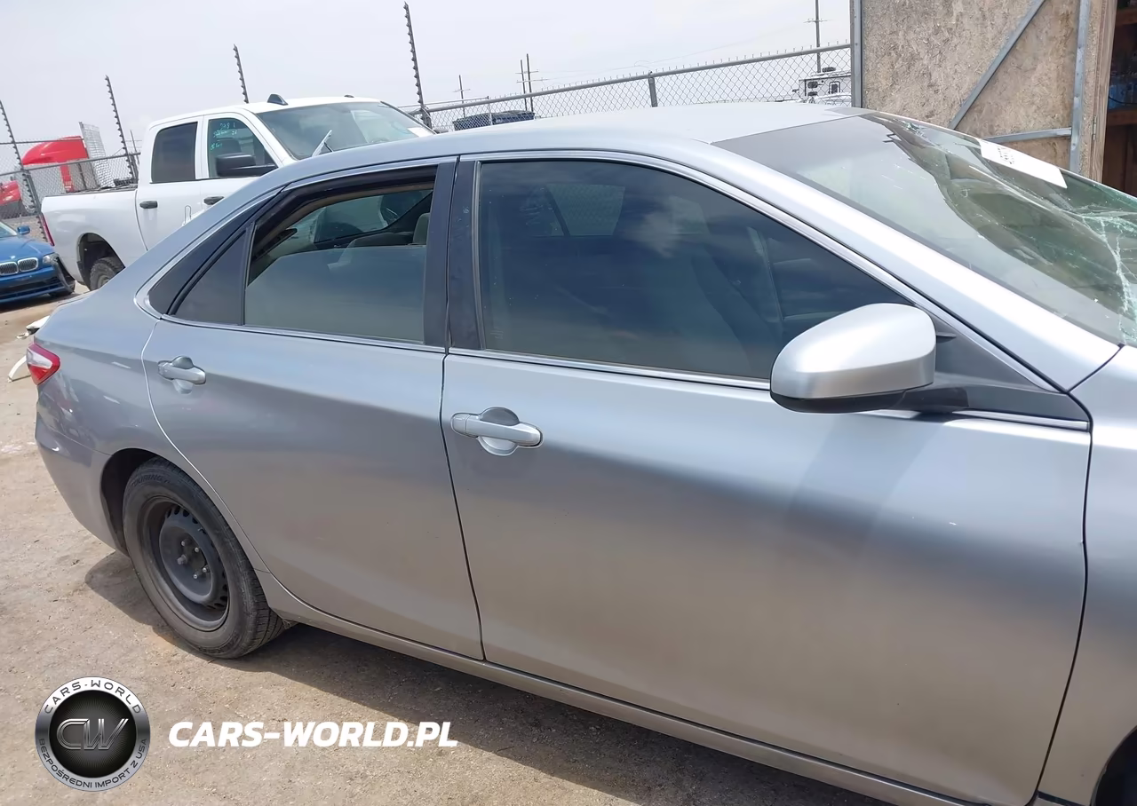 2017 Toyota Camry Le VIN:4T1BF1FK0HU410707 - 13