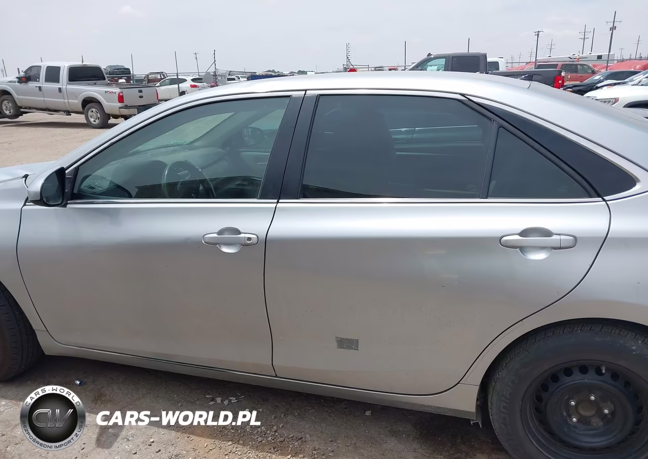2017 Toyota Camry Le VIN:4T1BF1FK0HU410707 - 14