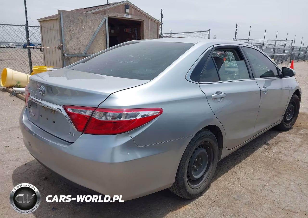 2017 Toyota Camry Le VIN:4T1BF1FK0HU410707 - 4