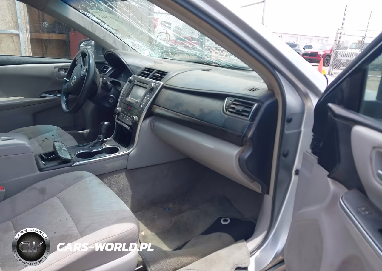 2017 Toyota Camry Le VIN:4T1BF1FK0HU410707 - 5