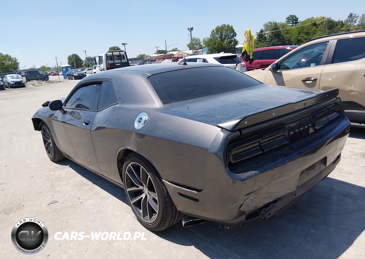 2016 Dodge Challenger R-T Scat Pack VIN:2C3CDZFJ2GH101606 - 3