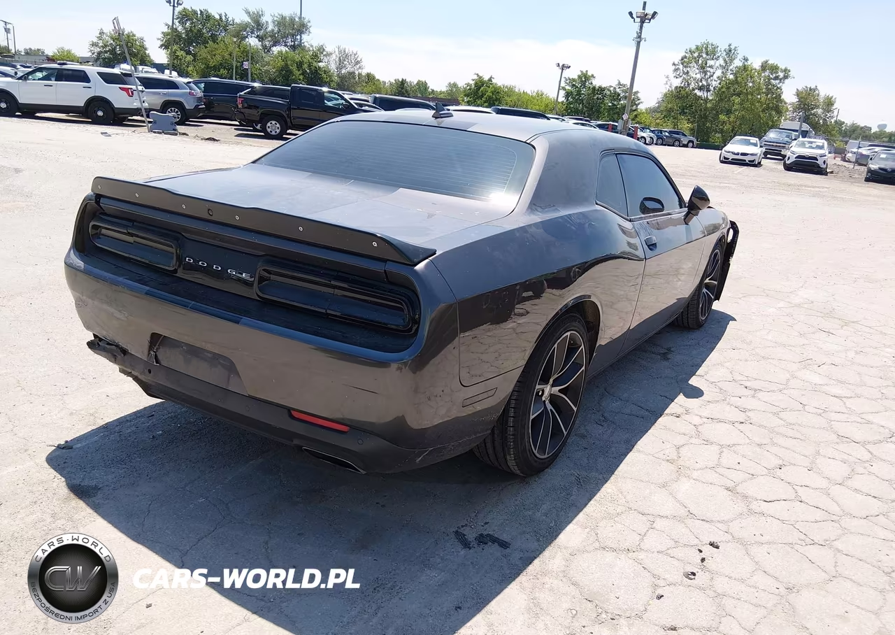 2016 Dodge Challenger R-T Scat Pack VIN:2C3CDZFJ2GH101606 - 4