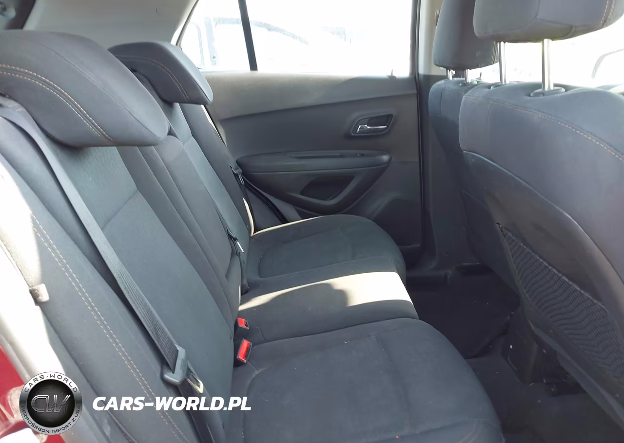 CHEVROLET TRAX LS VIN:3GNCJNSB5HL173136 - 8