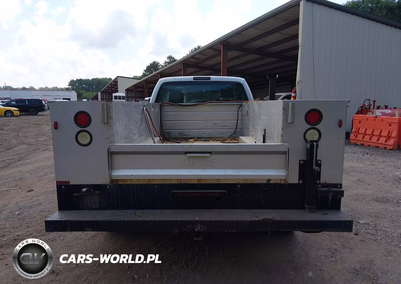 2015 Ford F-450 Chassis Xl-Xlt VIN:1FDTF4HY2FEA28953 - 16