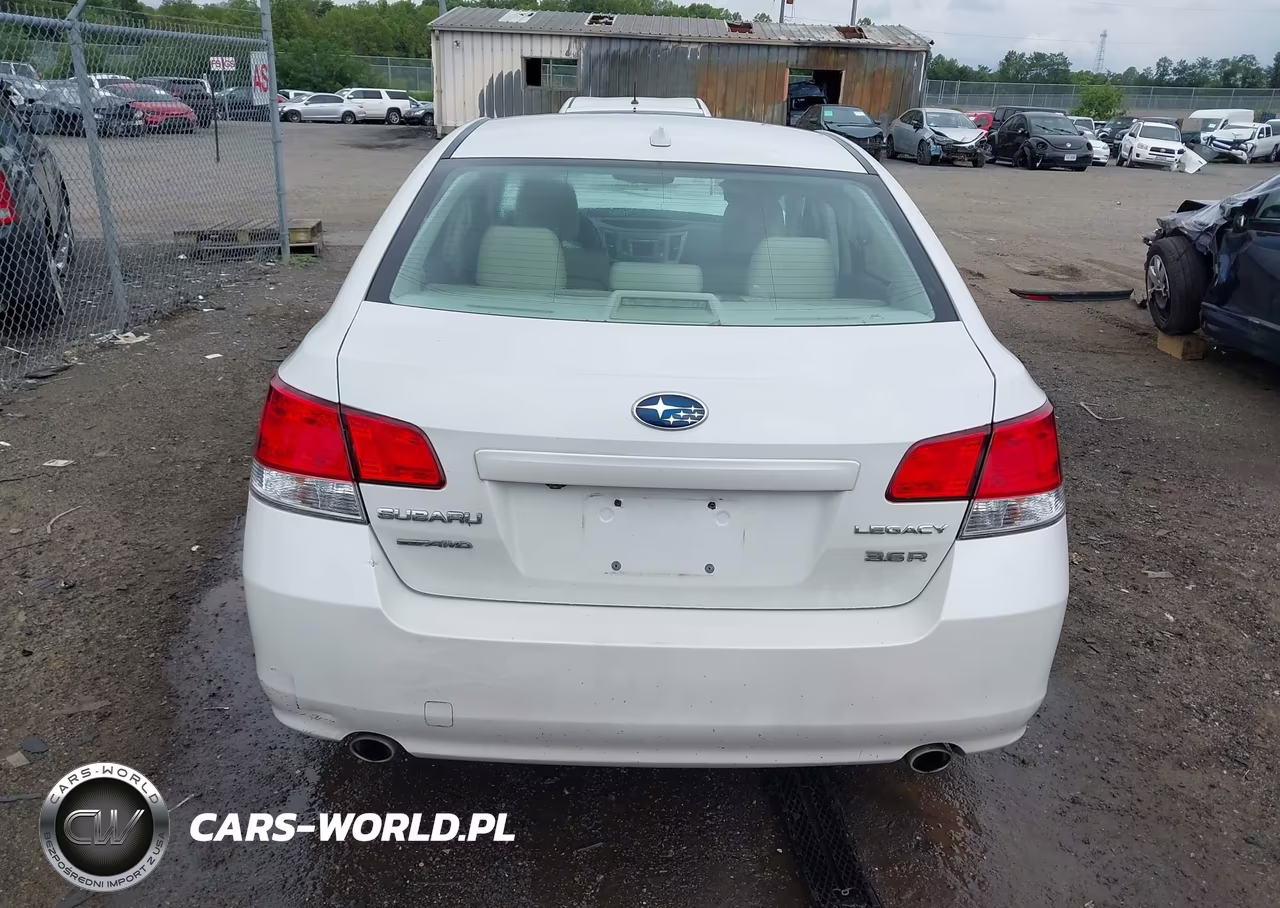 2014 Subaru Legacy 3.6R Limited VIN:4S3BMDL67E2011402 - 16