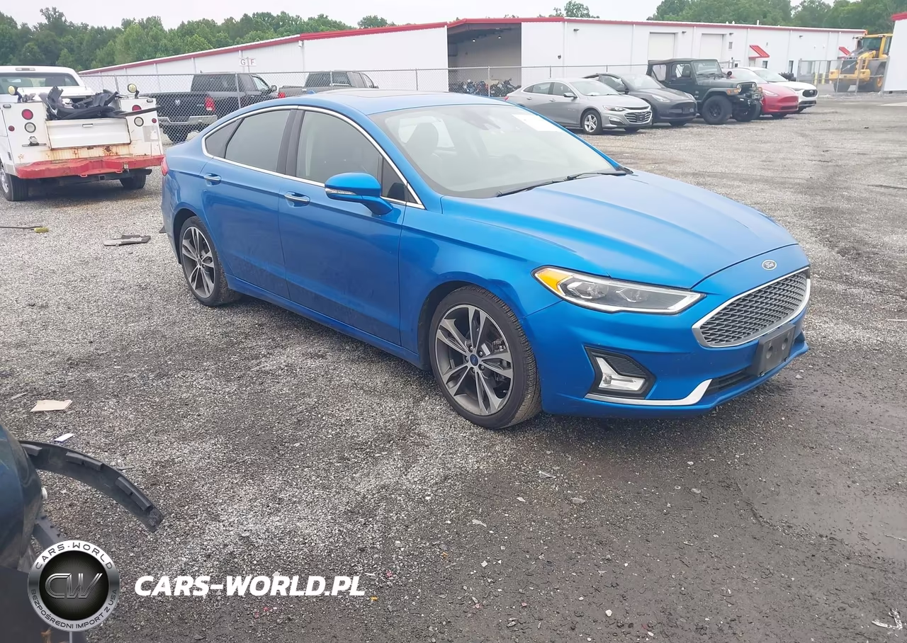 2020 Ford Fusion Titanium – zdjęcie 1 z 16