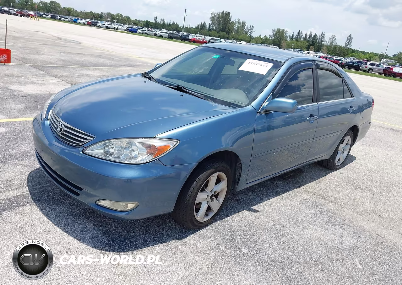 2002 Toyota Camry Le VIN:JTDBE32K220109797 - 2