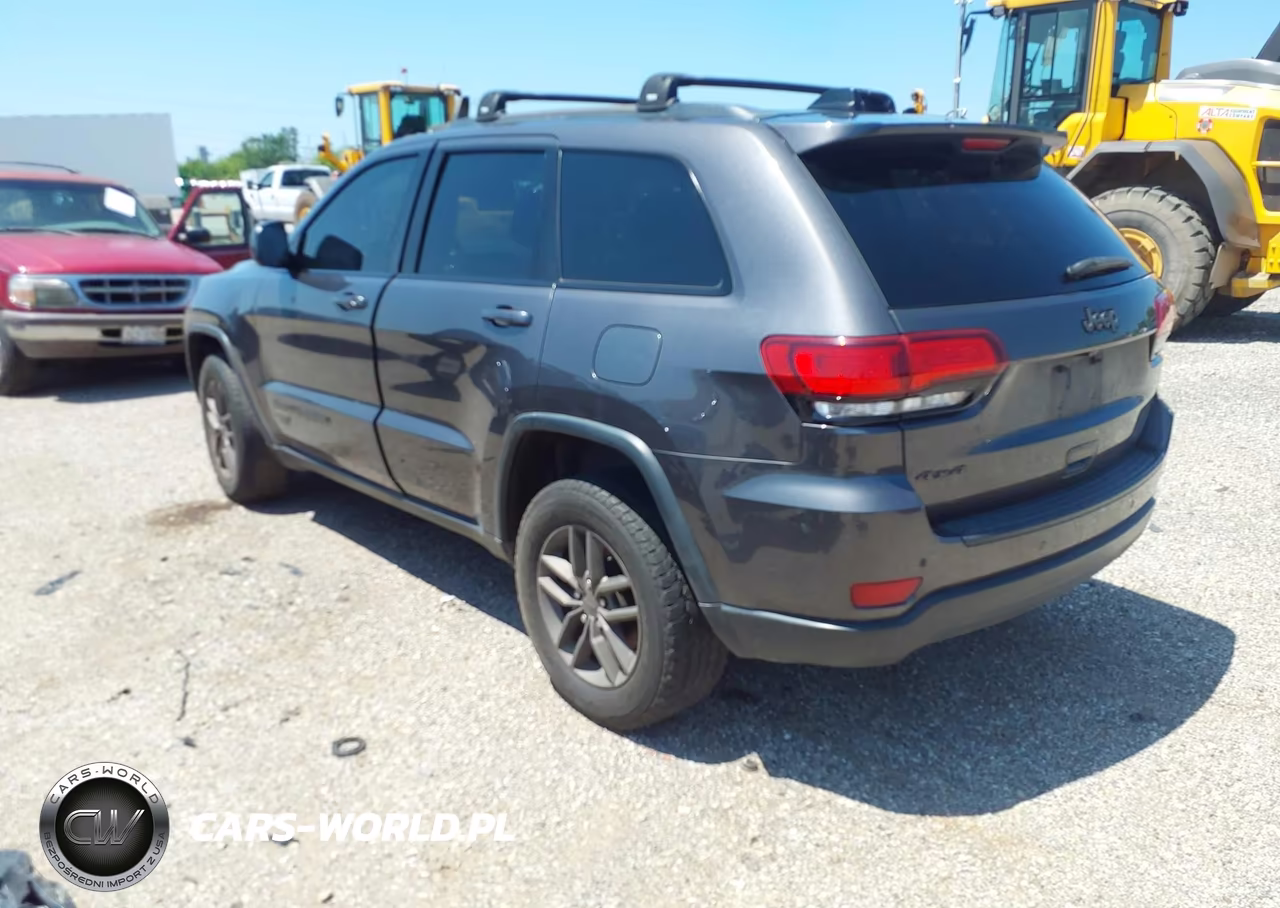 2016 Jeep Grand Cherokee 75Th Anniversary VIN:1C4RJFAG0GC399634 - 3