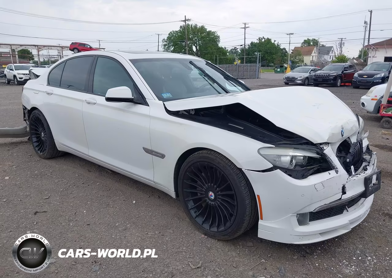 2012 BMW 750I