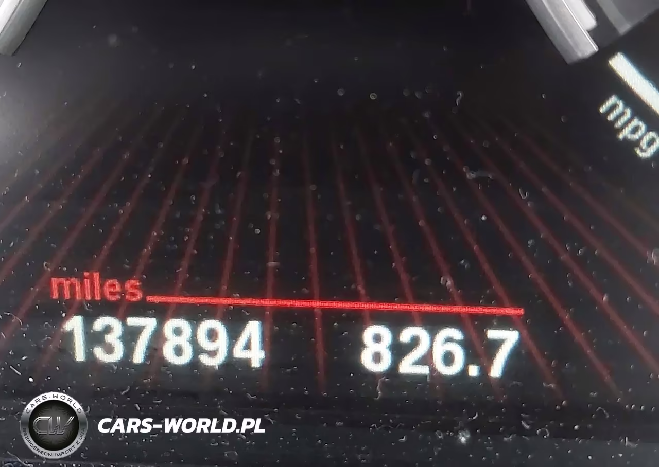2012 BMW 750I VIN:WBAKA8C56CC447024 - 16
