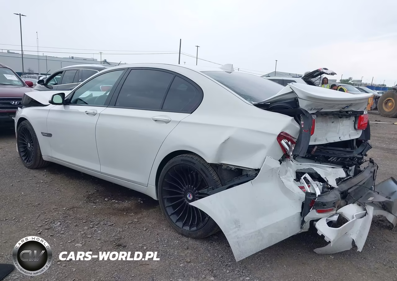 2012 BMW 750I VIN:WBAKA8C56CC447024 - 3