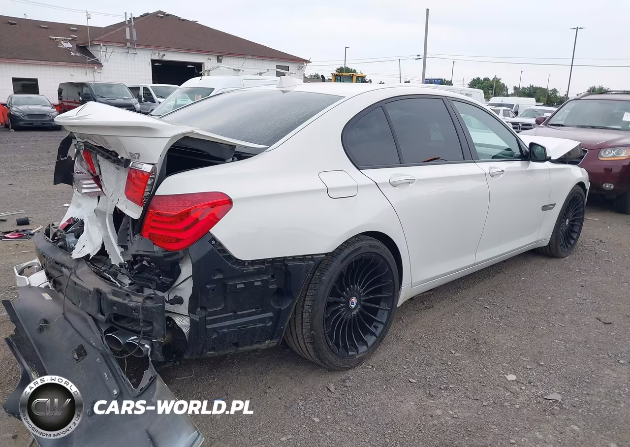 2012 BMW 750I VIN:WBAKA8C56CC447024 - 4