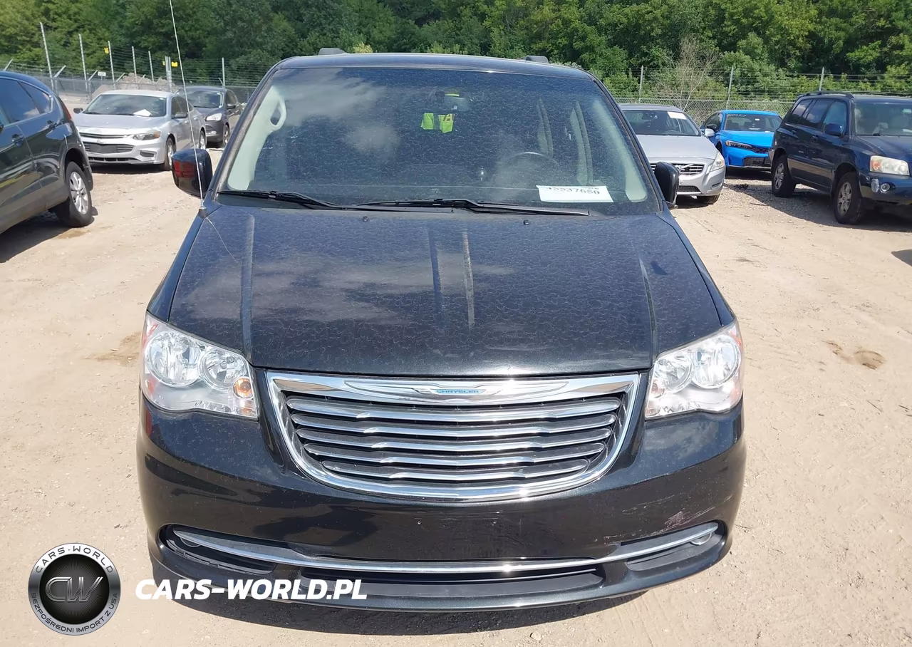 2016 Chrysler Town & Country Touring VIN:2C4RC1BG9GR287482 - 12