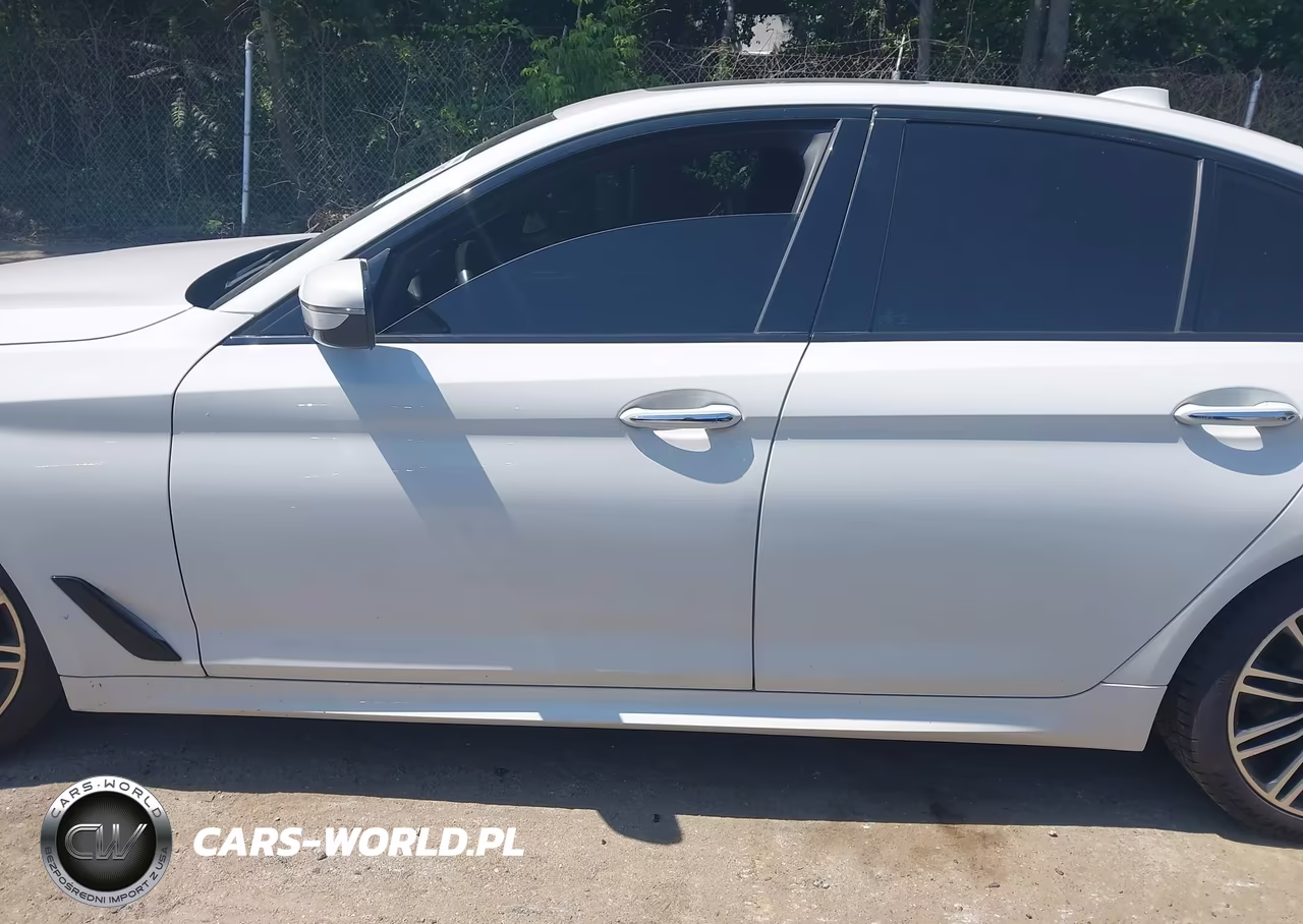 2018 BMW 530I xDrive VIN:WBAJA7C54JWA71363 - 14