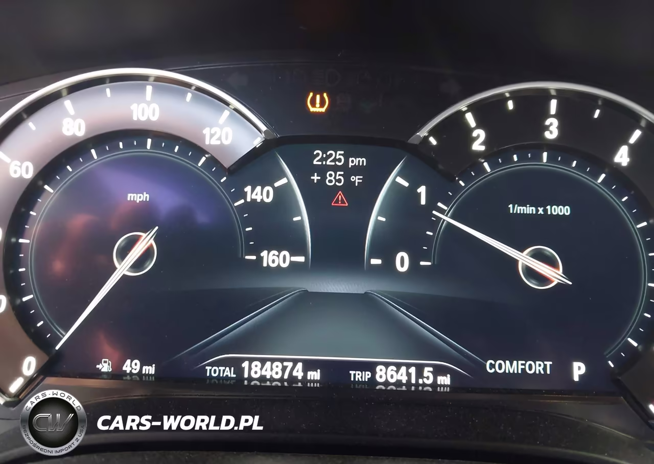 2018 BMW 530I xDrive VIN:WBAJA7C54JWA71363 - 7