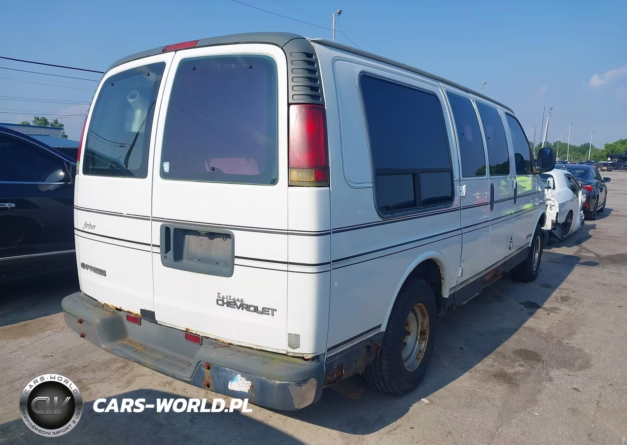 2001 Chevrolet Express Upfitter VIN:1GBFG15WX11236938 - 4