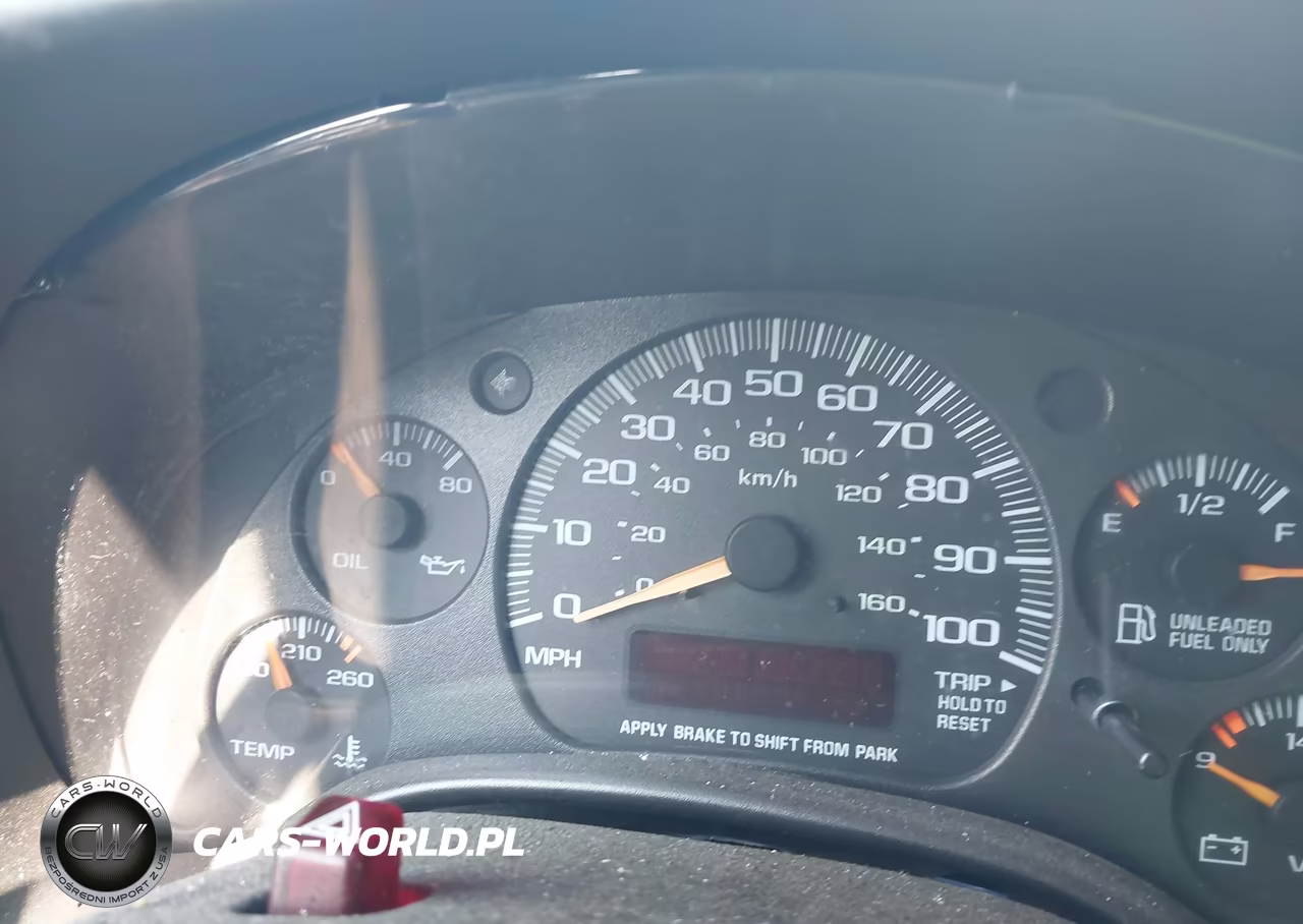 2001 Chevrolet Express Upfitter VIN:1GBFG15WX11236938 - 7