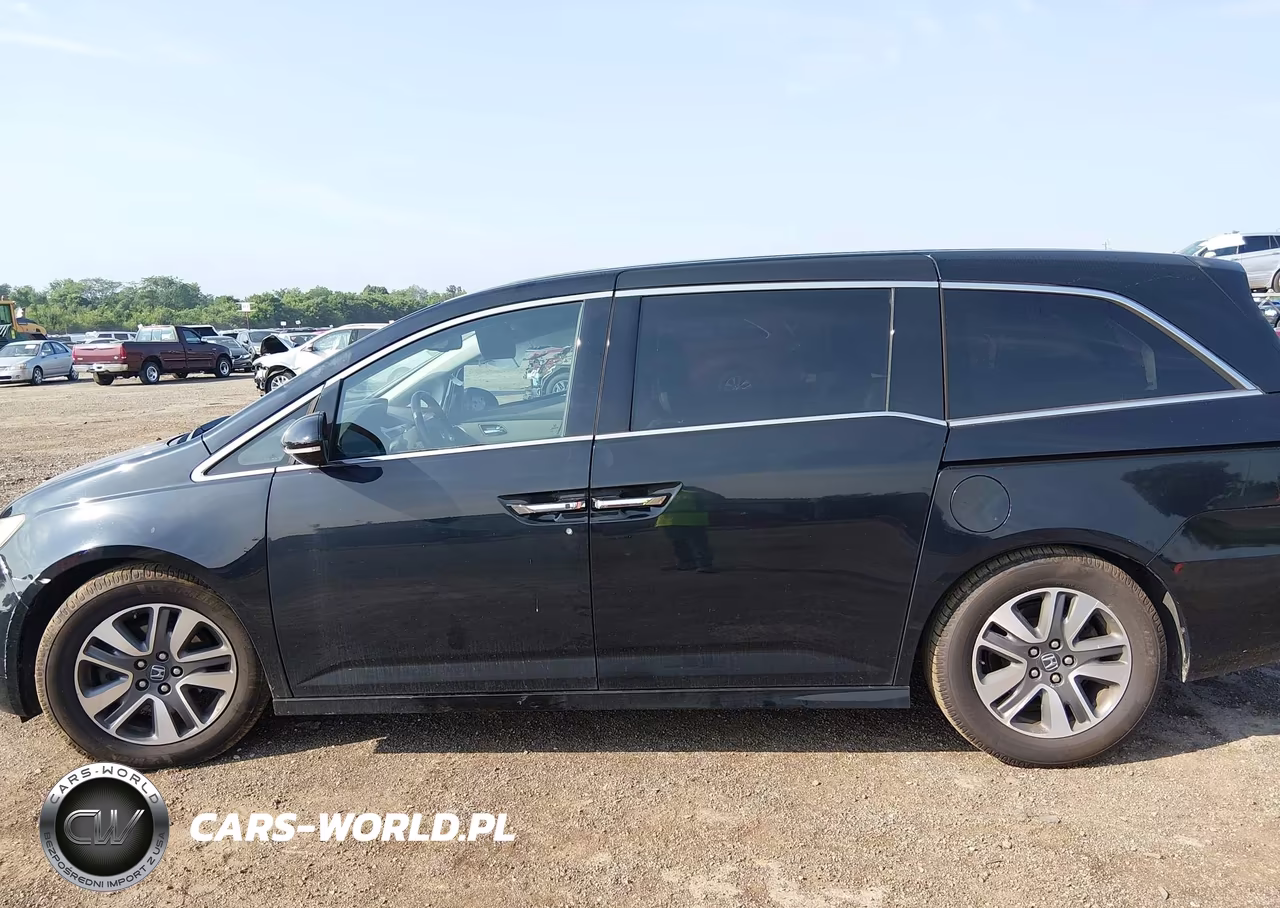 2015 Honda Odyssey Touring-Touring Elite VIN:5FNRL5H96FB036848 - 14
