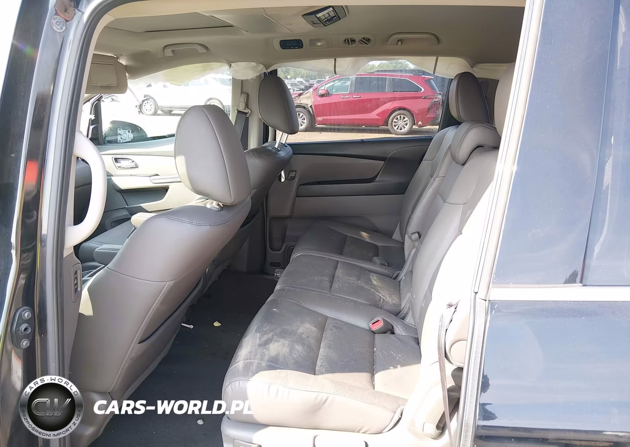 2015 Honda Odyssey Touring-Touring Elite VIN:5FNRL5H96FB036848 - 8