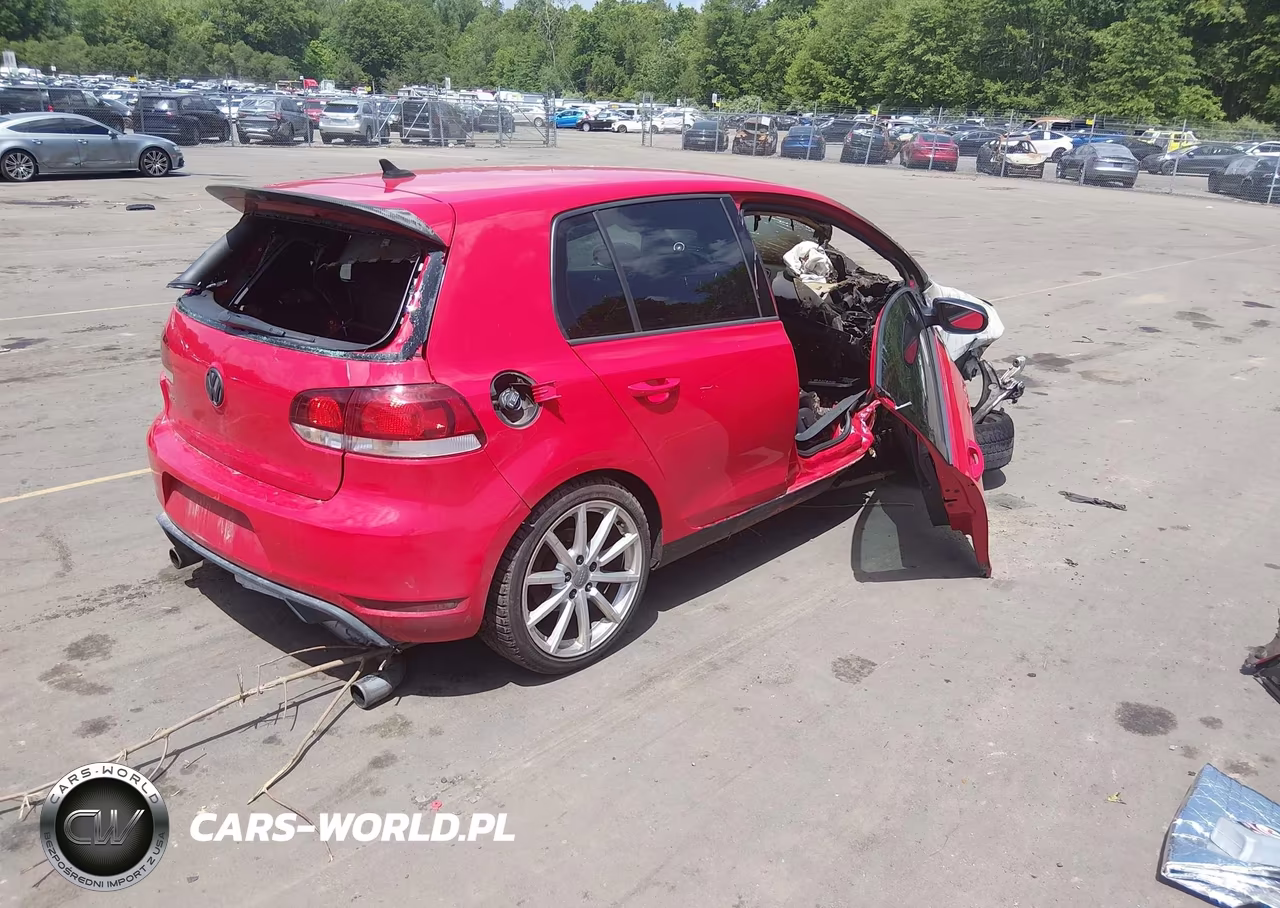 2011 Volkswagen Gti 4-Door VIN:WVWGD7AJ3BW198317 - 4