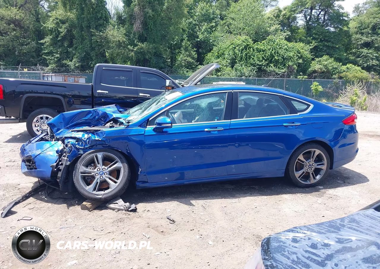2017 Ford Fusion Sport VIN:3FA6P0VP5HR211613 - 15