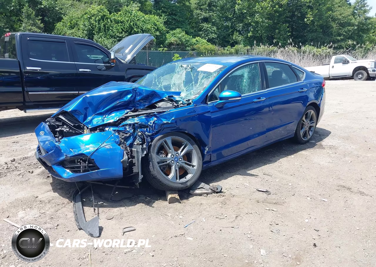 2017 Ford Fusion Sport VIN:3FA6P0VP5HR211613 - 2