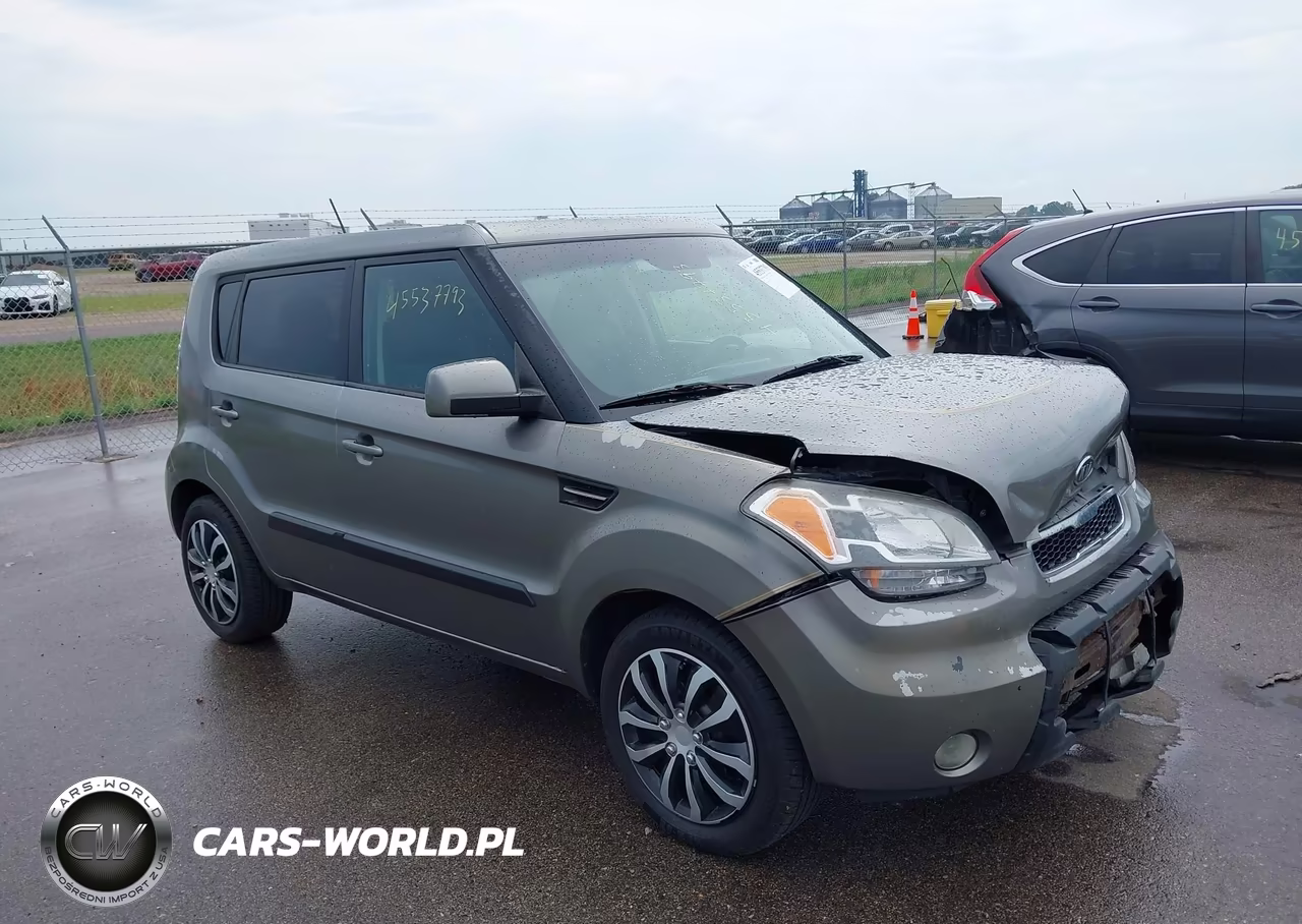 2011 Kia Soul +