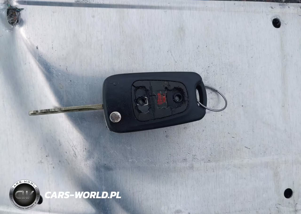 2011 Kia Soul + VIN:KNDJT2A21B7332580 - 11