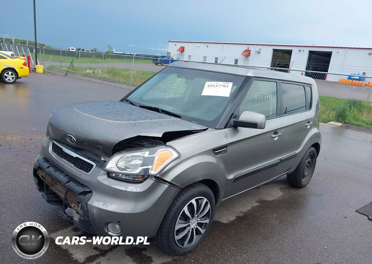 2011 Kia Soul + VIN:KNDJT2A21B7332580 - 2