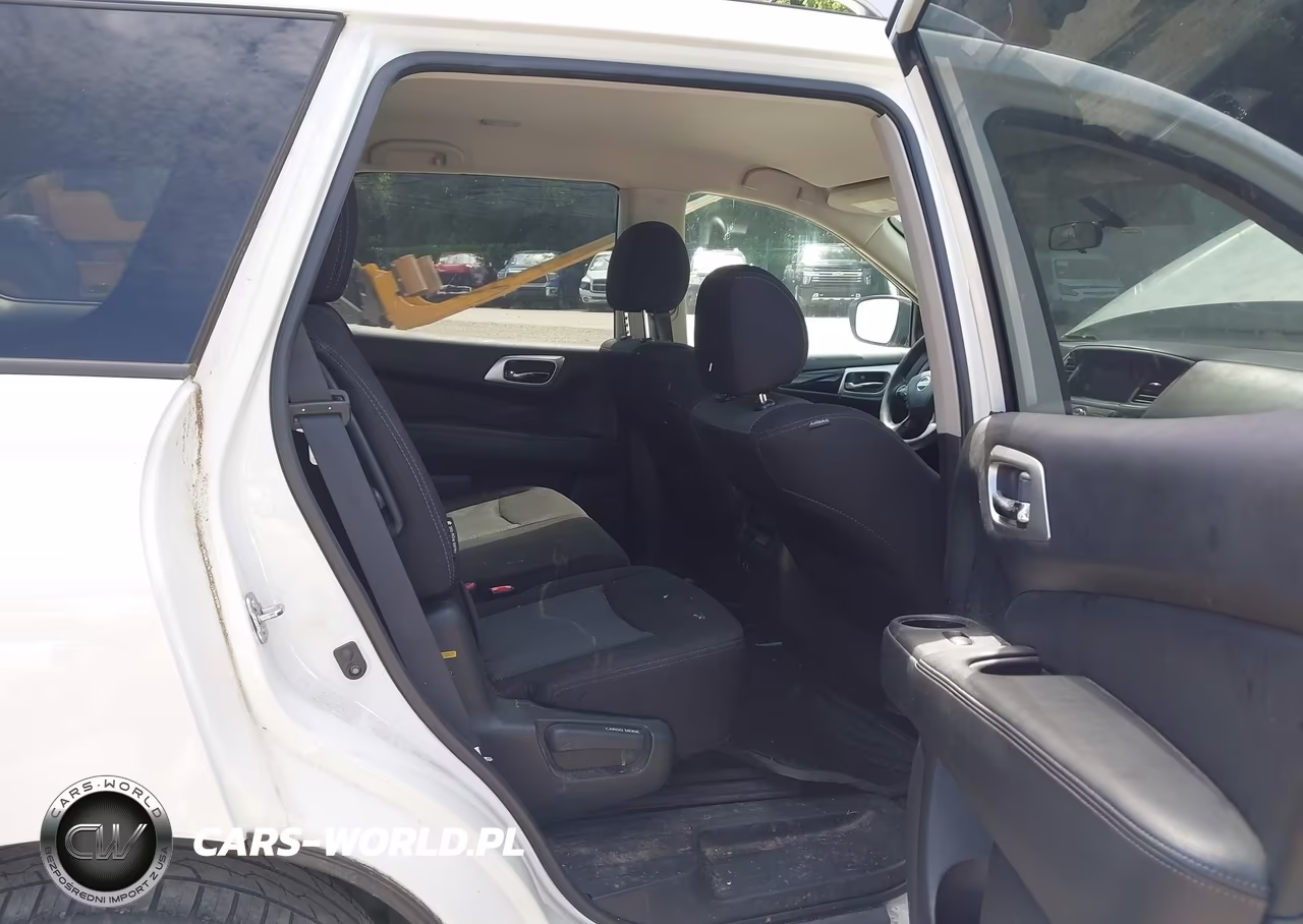 2019 Nissan Pathfinder S VIN:5N1DR2MN8KC645033 - 8