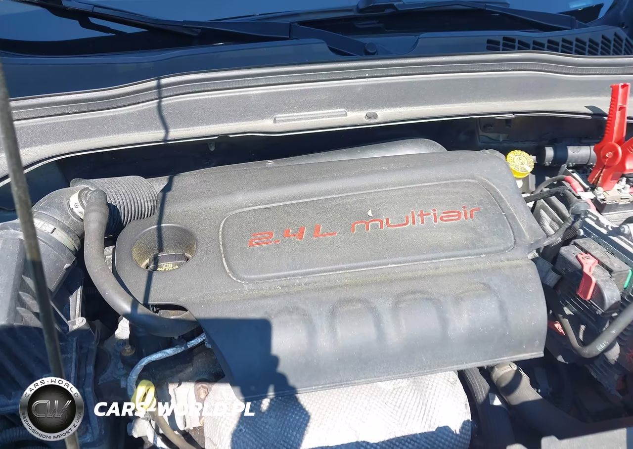 2018 Jeep Renegade Latitude 4X4 VIN:ZACCJBBB8JPJ11912 - 10