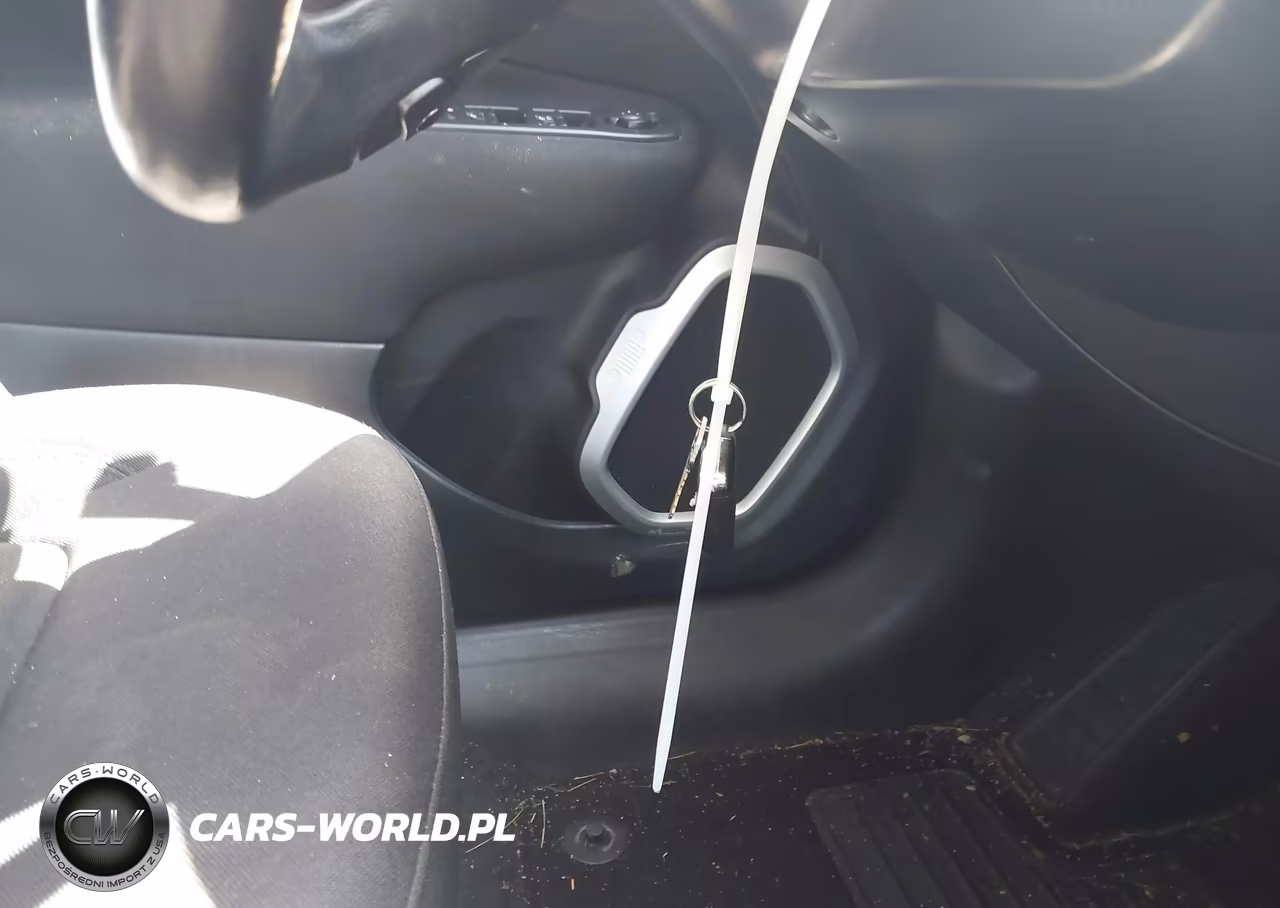 2018 Jeep Renegade Latitude 4X4 VIN:ZACCJBBB8JPJ11912 - 11